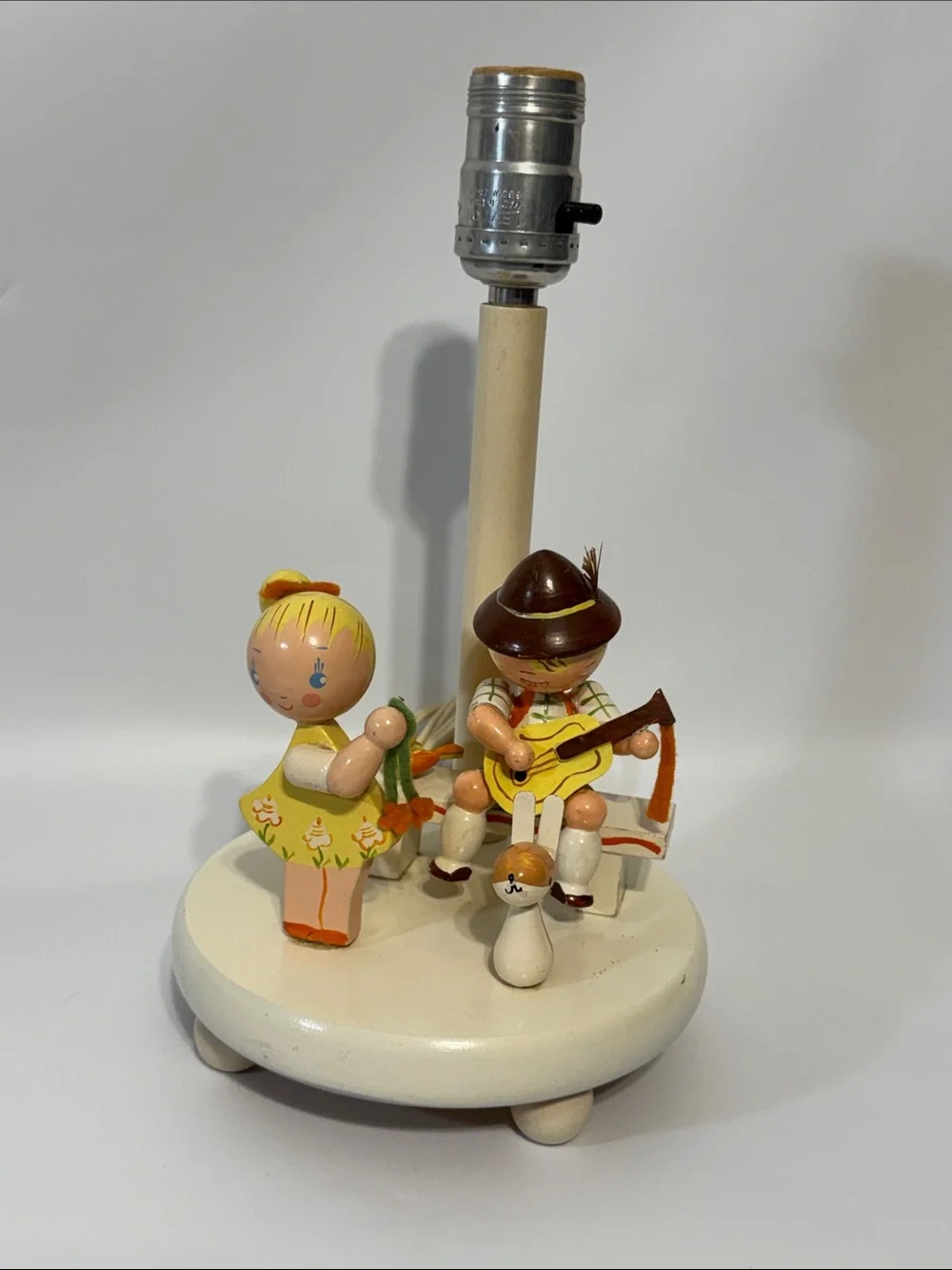Vintage Mid-Century Wooden Nursery Lamp - Irmi / Nursery Originals